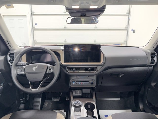 Used 2025 Ford Bronco Sport Big Bend w/ Convenience Package image 9