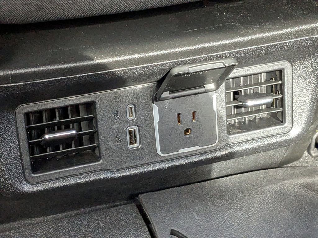 Used 2022 Chevrolet Silverado 1500 LT Trail Boss image 15