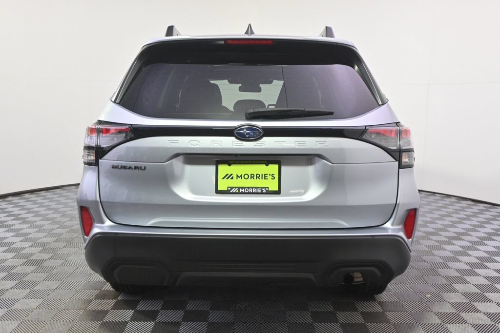 Used 2025 Subaru Forester Premium AWD/4WD image 5