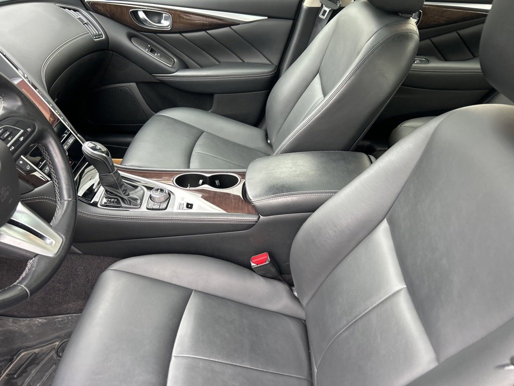 Used 2018 INFINITI Q50 Luxe image 10