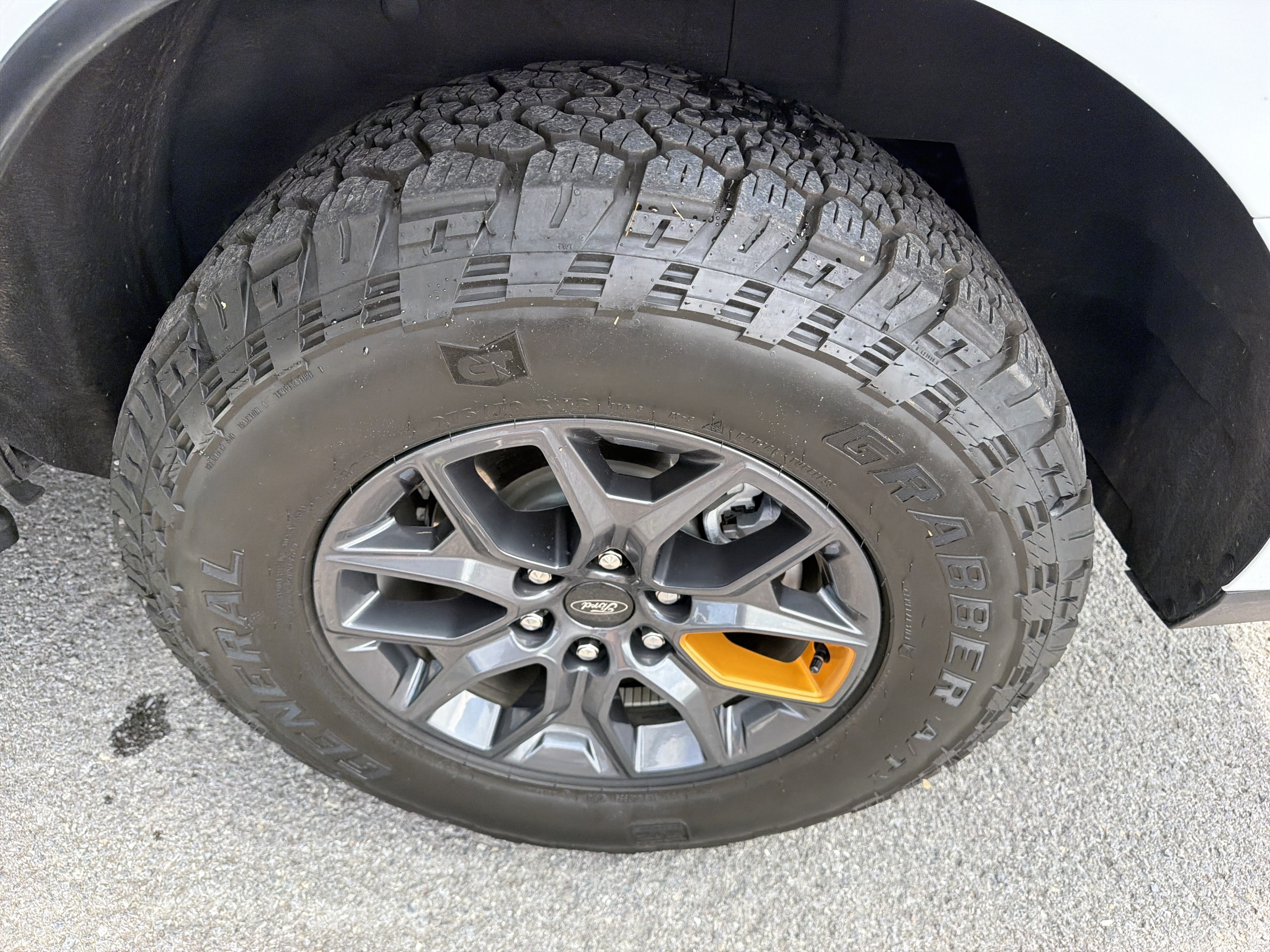 Used 2025 Ford Expedition Tremor AWD/4WD image 14