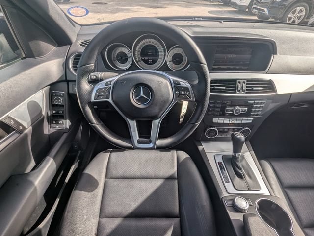 Used 2013 Mercedes-Benz C 250 Sedan image 15