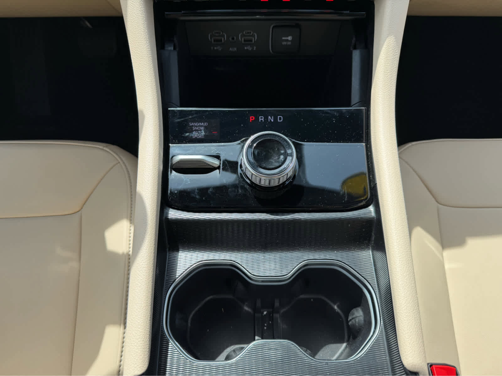 Used 2025 Jeep Grand Cherokee Limited image 23