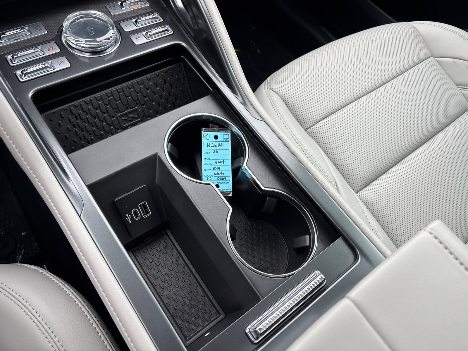 New 2026 Lincoln Nautilus Premier image 25