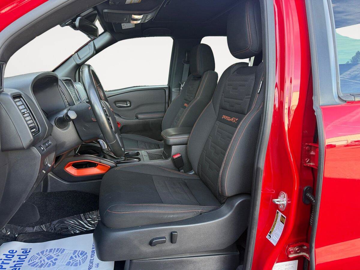 Used 2023 Nissan Frontier PRO-4X AWD/4WD image 9