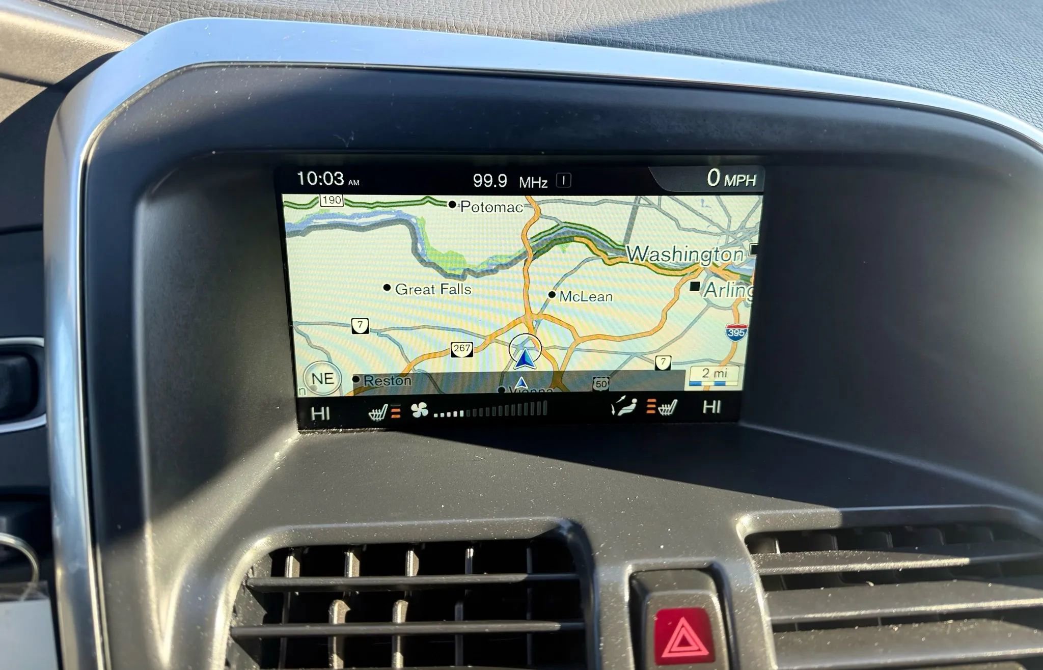 Used 2017 Volvo XC60 T5 Dynamic w/ Preferred Option Package image 17