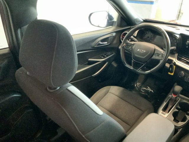 Used 2024 Chevrolet Trax RS image 26