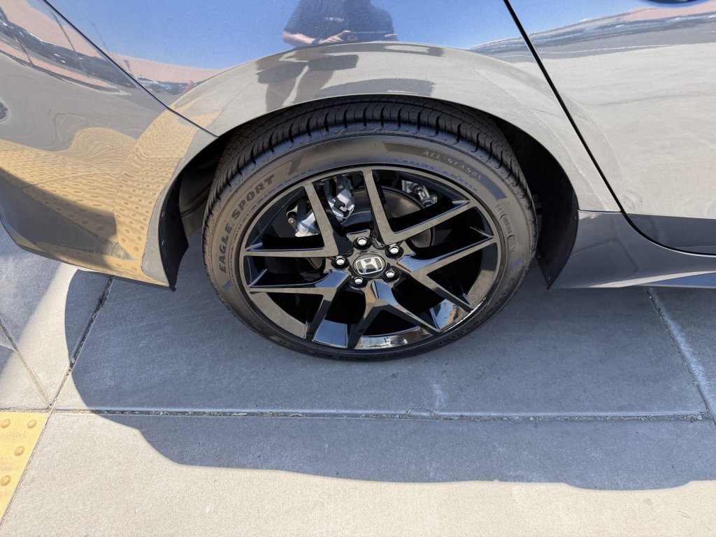 Used 2025 Honda Civic Sport image 15