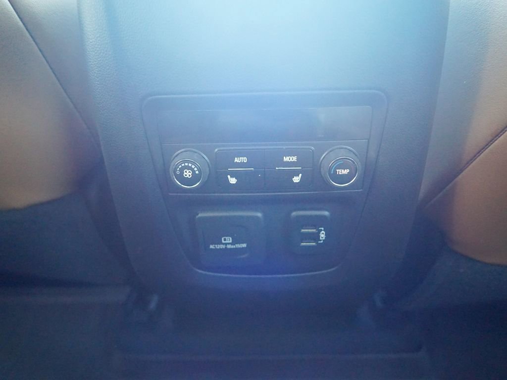 Used 2018 Buick Enclave Premium w/ Experience Buick Package image 17