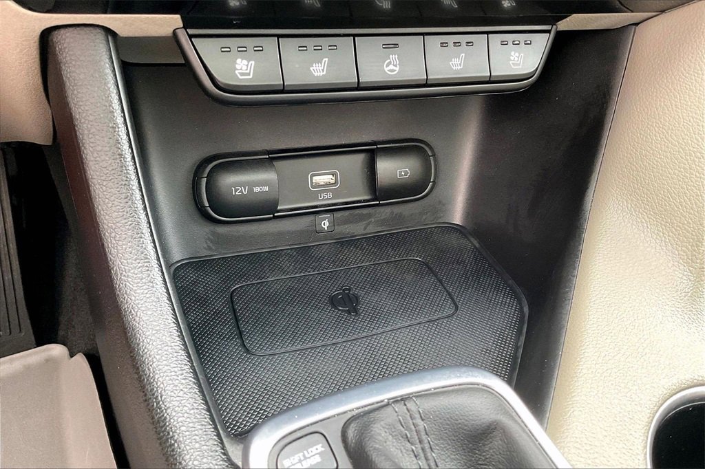 Certified 2022 Kia Sportage EX w/ EX Technology Package image 33