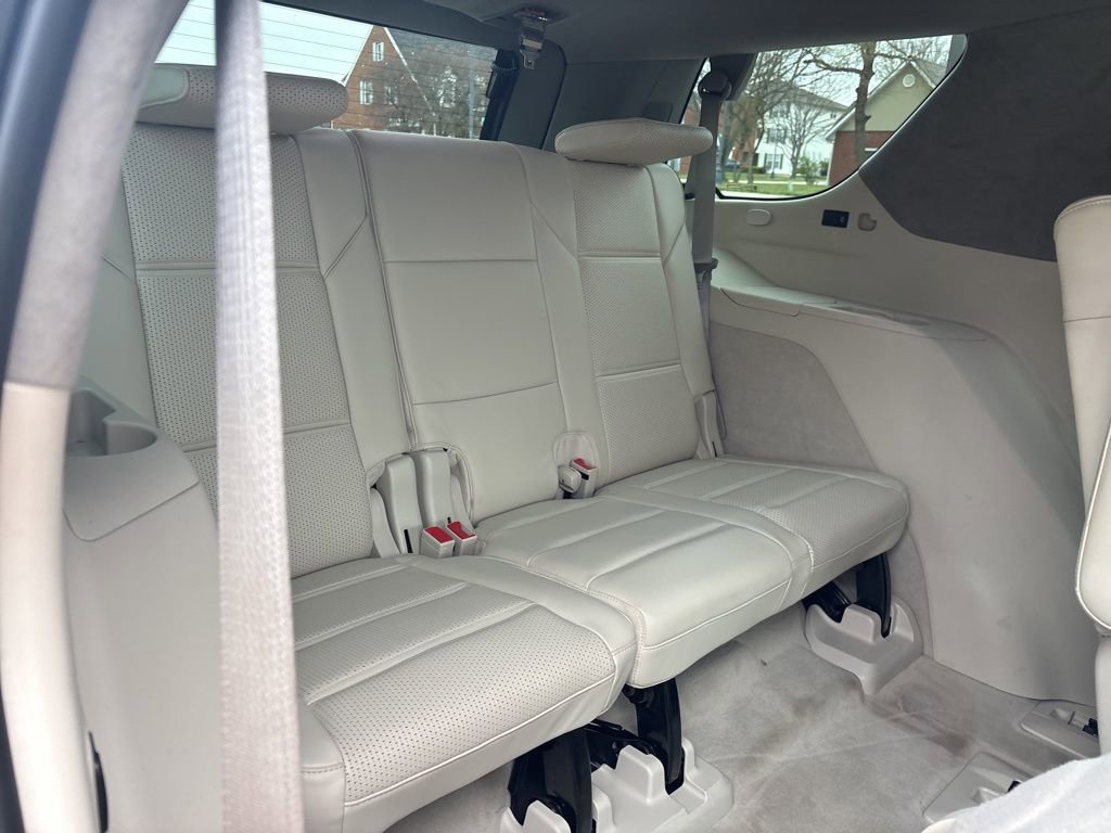 Used 2021 Cadillac Escalade Premium Luxury Platinum image 22