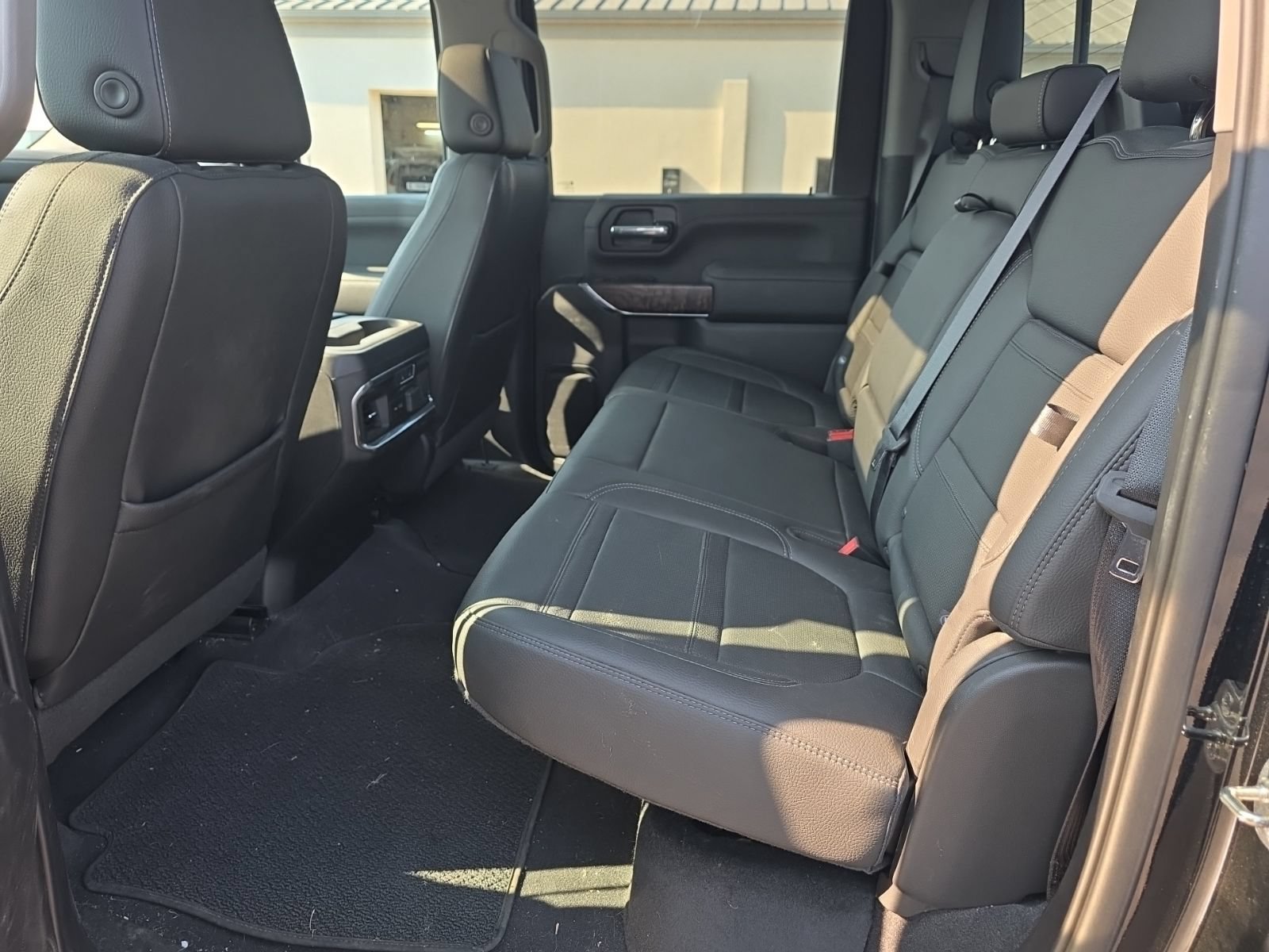 Used 2020 GMC Sierra 2500 Denali w/ Denali Ultimate Package AWD/4WD image 10
