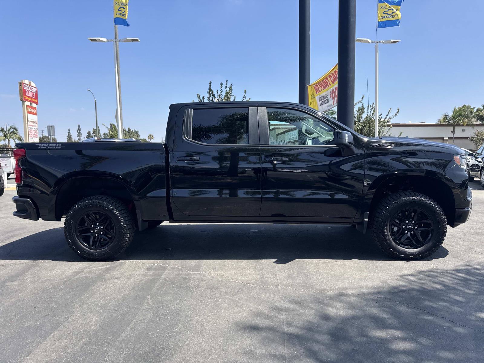 Used 2026 Chevrolet Silverado 1500 LT Trail Boss w/ LT Trail Boss Premium Package AWD/4WD image 4