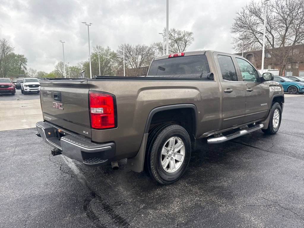 Used 2015 GMC Sierra 1500 SLE w/ SLE Value Package AWD/4WD image 8
