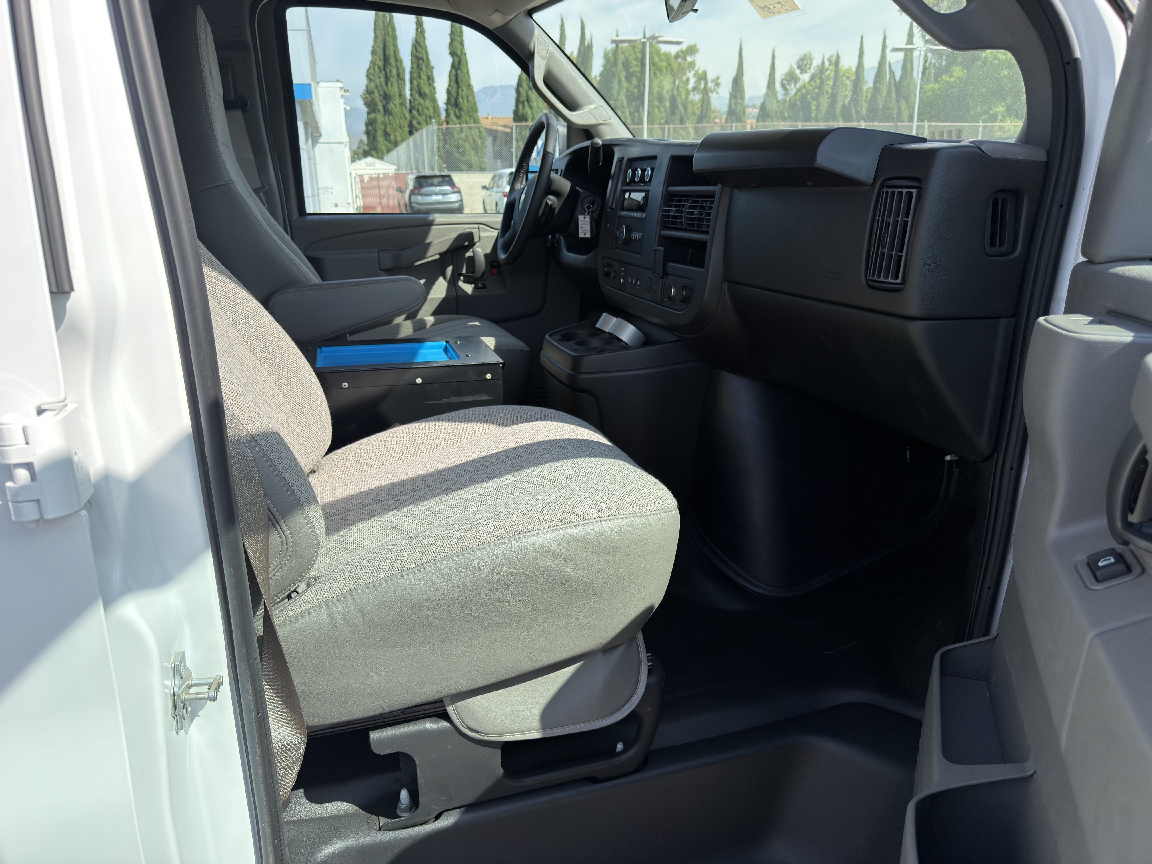 New 2023 Chevrolet Express 3500 Extended w/ Driver Convenience Package RWD image 10