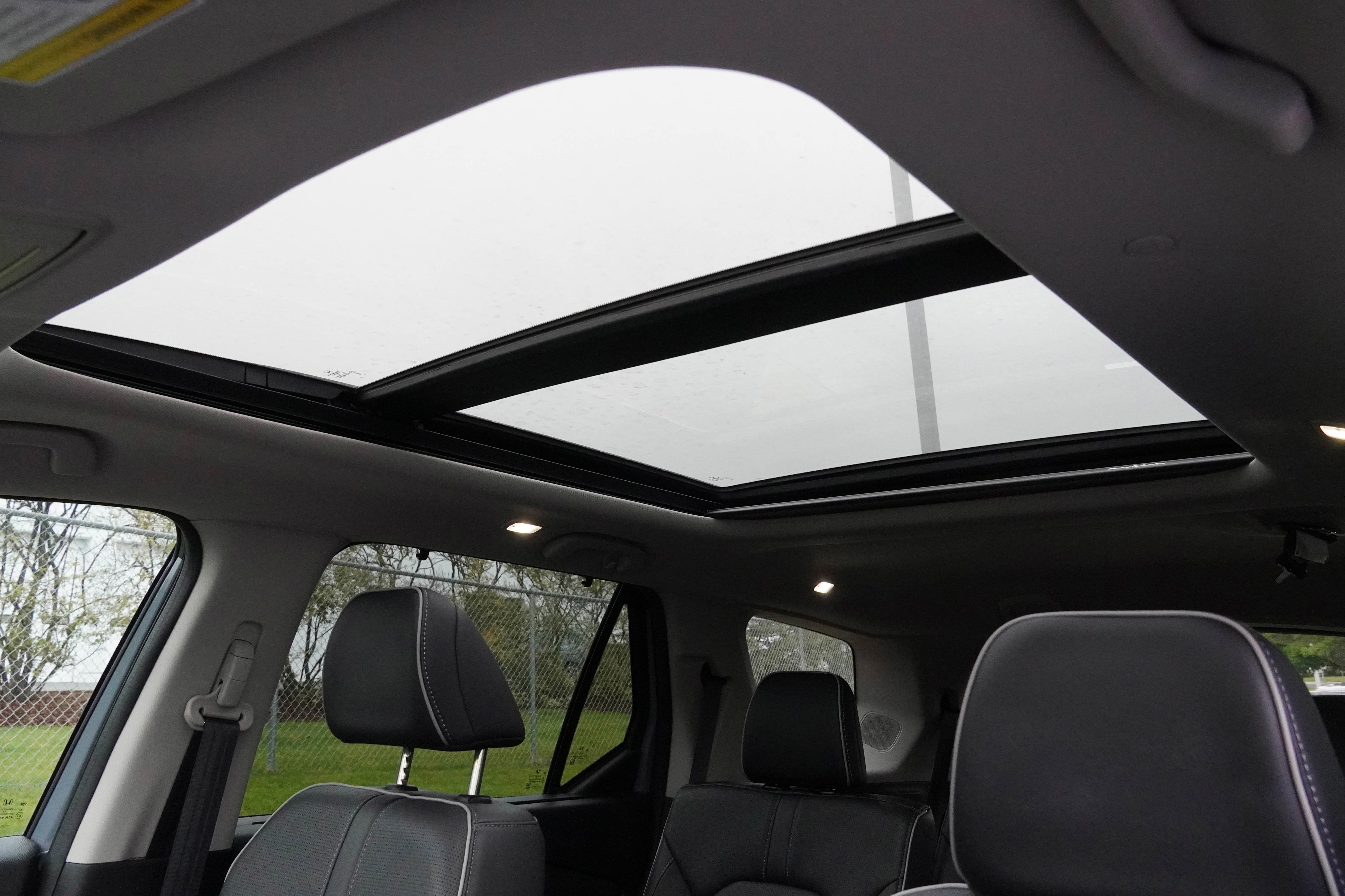 Used 2023 Honda Pilot Elite image 14