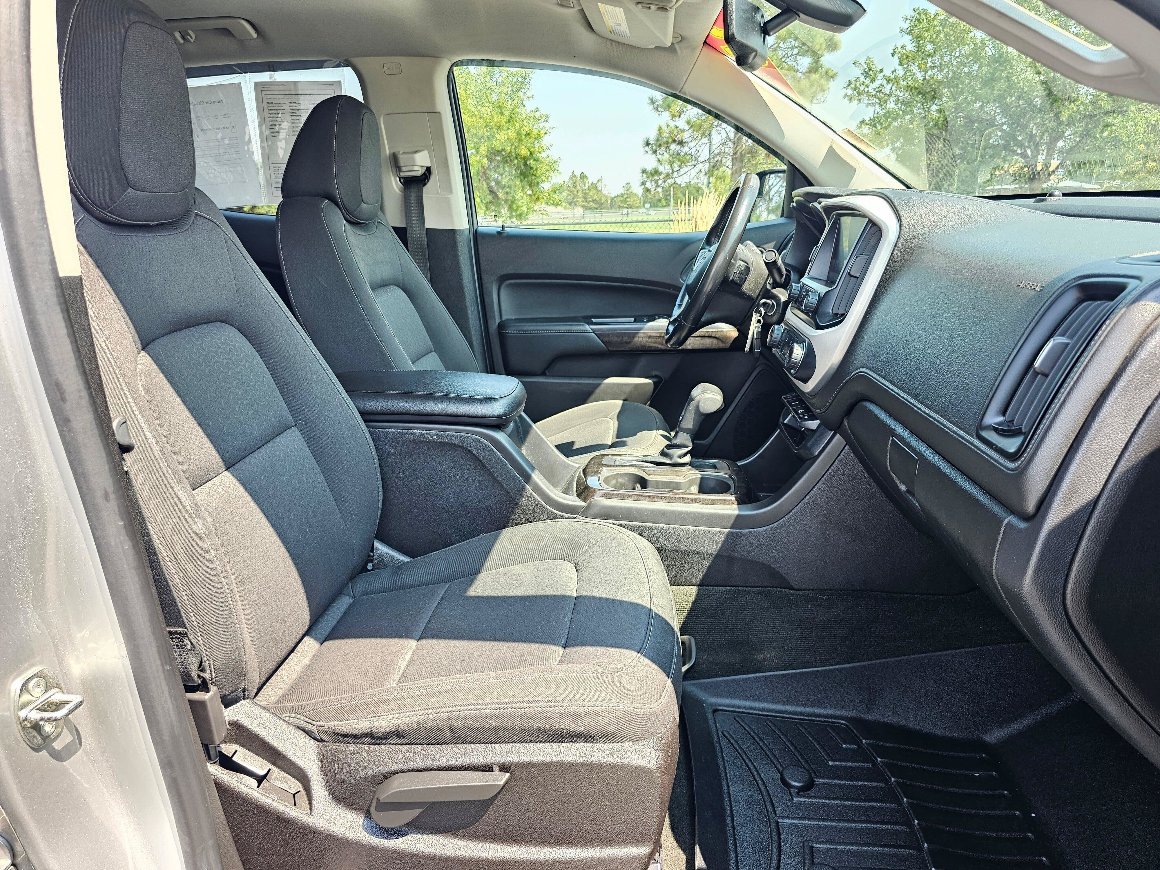 Used 2016 GMC Canyon SLE w/ SLE Convenience Package RWD image 10