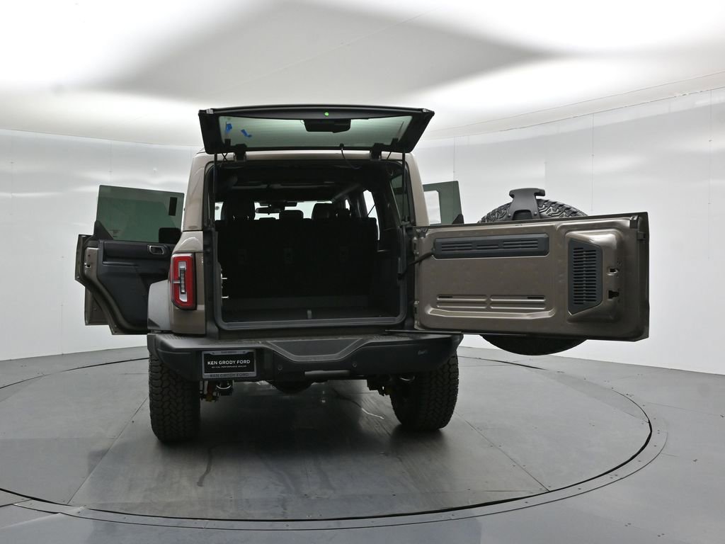New 2026 Ford Bronco Badlands AWD/4WD image 32