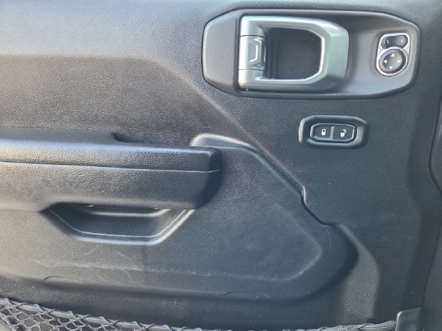 Used 2023 Jeep Wrangler Unlimited Sport AWD/4WD image 19