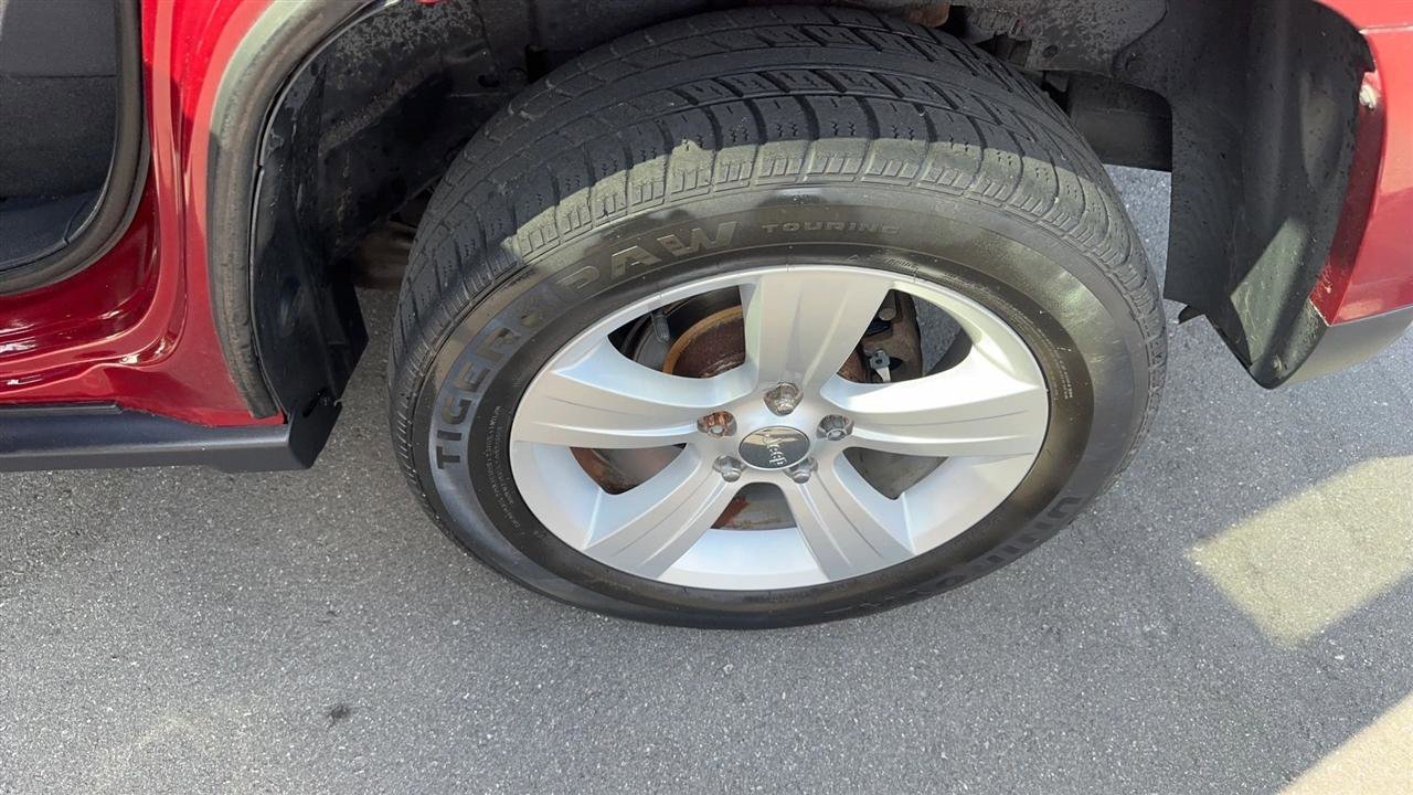 Used 2014 Jeep Patriot Latitude w/ Sun/Sound Group image 18