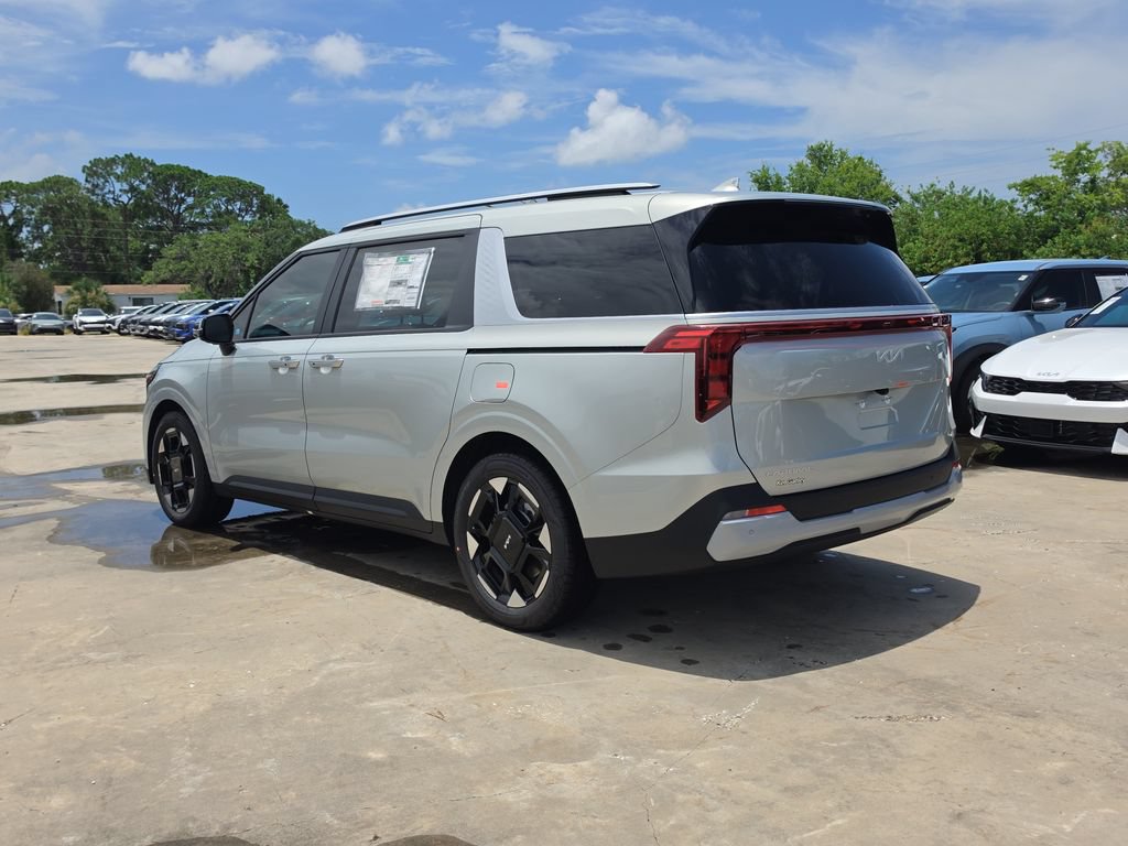 New 2026 Kia Carnival EX FWD image 6