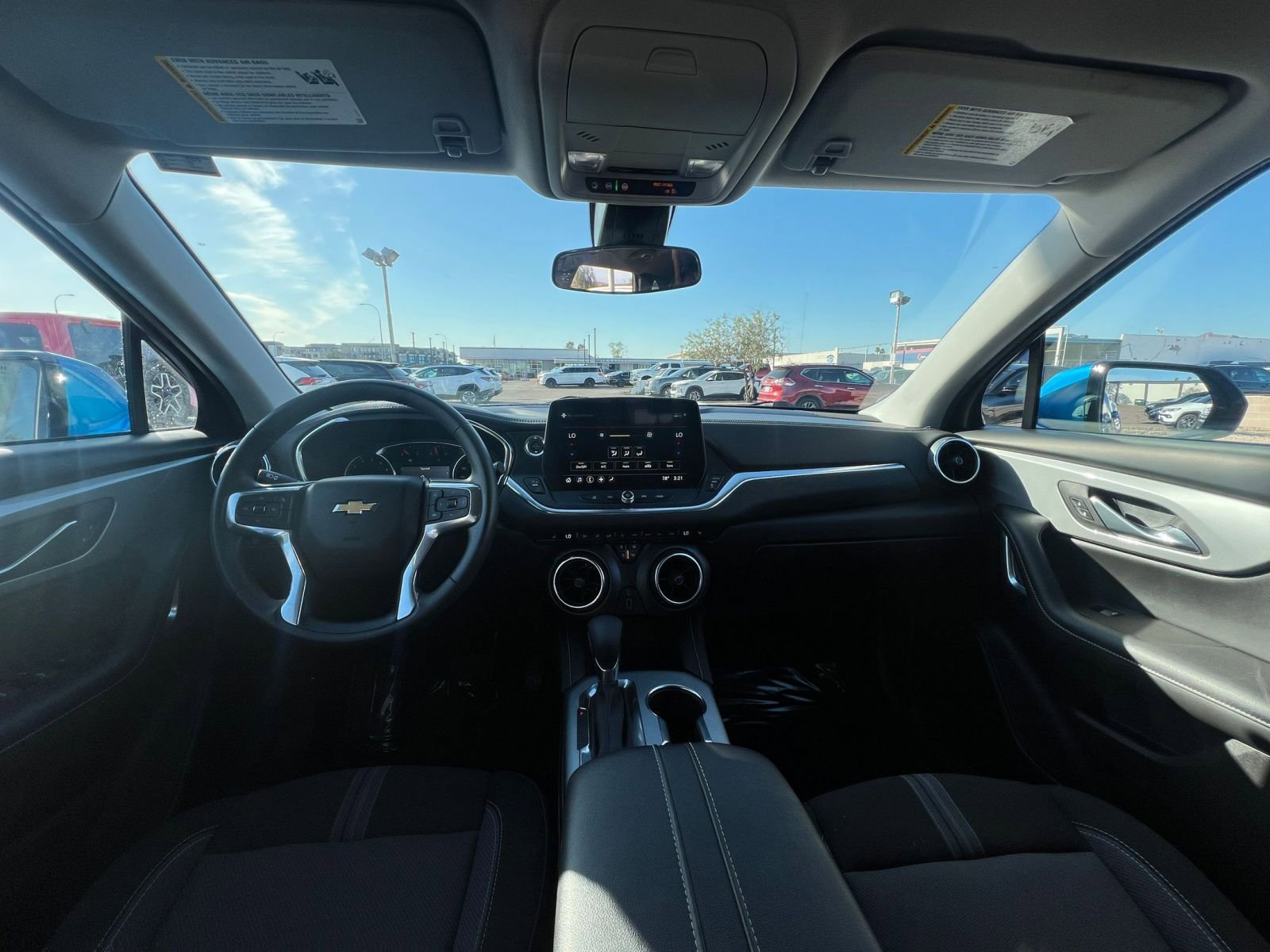 Used 2025 Chevrolet Blazer LT image 33