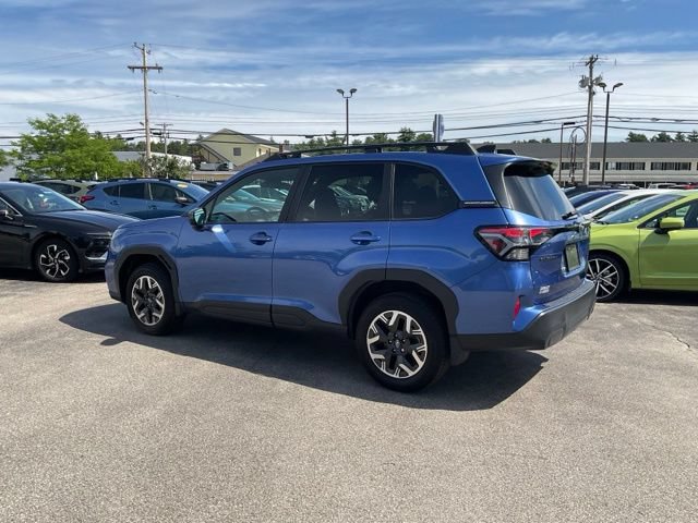 Used 2026 Subaru Forester Premium AWD/4WD image 5
