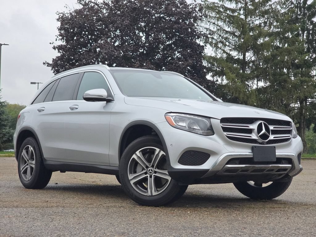 Used 2019 Mercedes-Benz GLC 300 4MATIC image 1