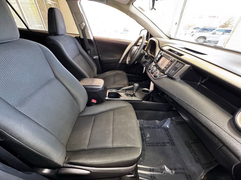Used 2014 Toyota RAV4 LE AWD/4WD image 48