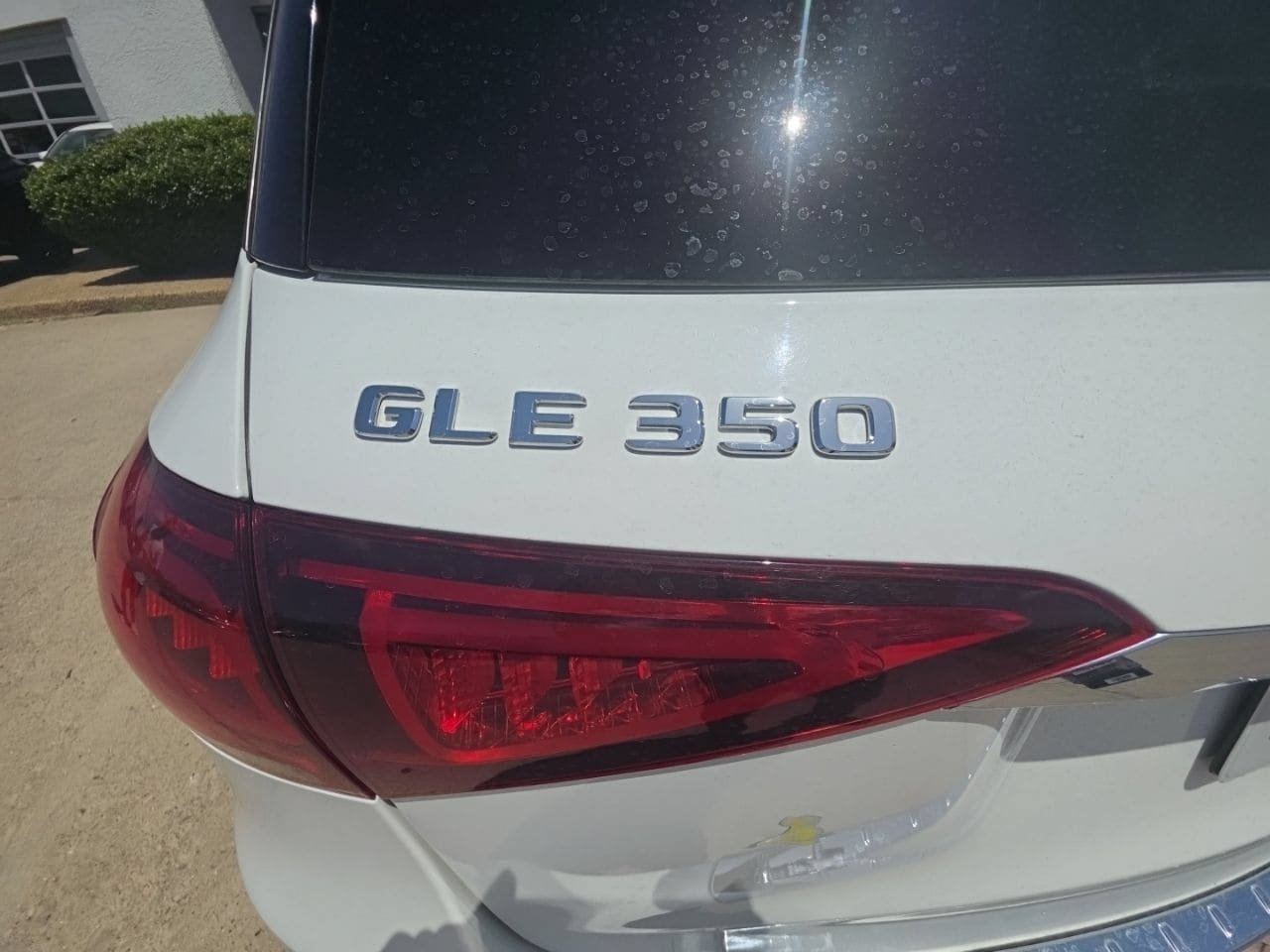 Used 2022 Mercedes-Benz GLE 350 w/ Premium Package image 5