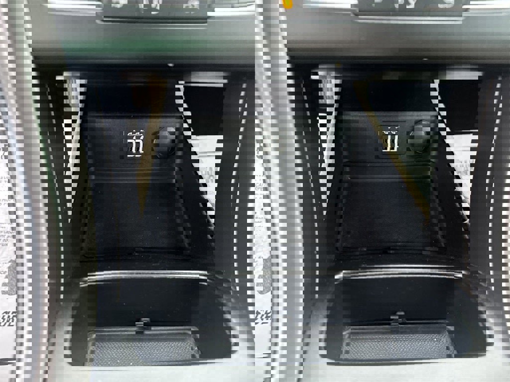 Used 2019 Ford Fusion SEL image 43