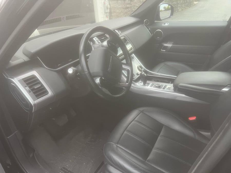 Used 2020 Land Rover Range Rover Sport HSE image 15