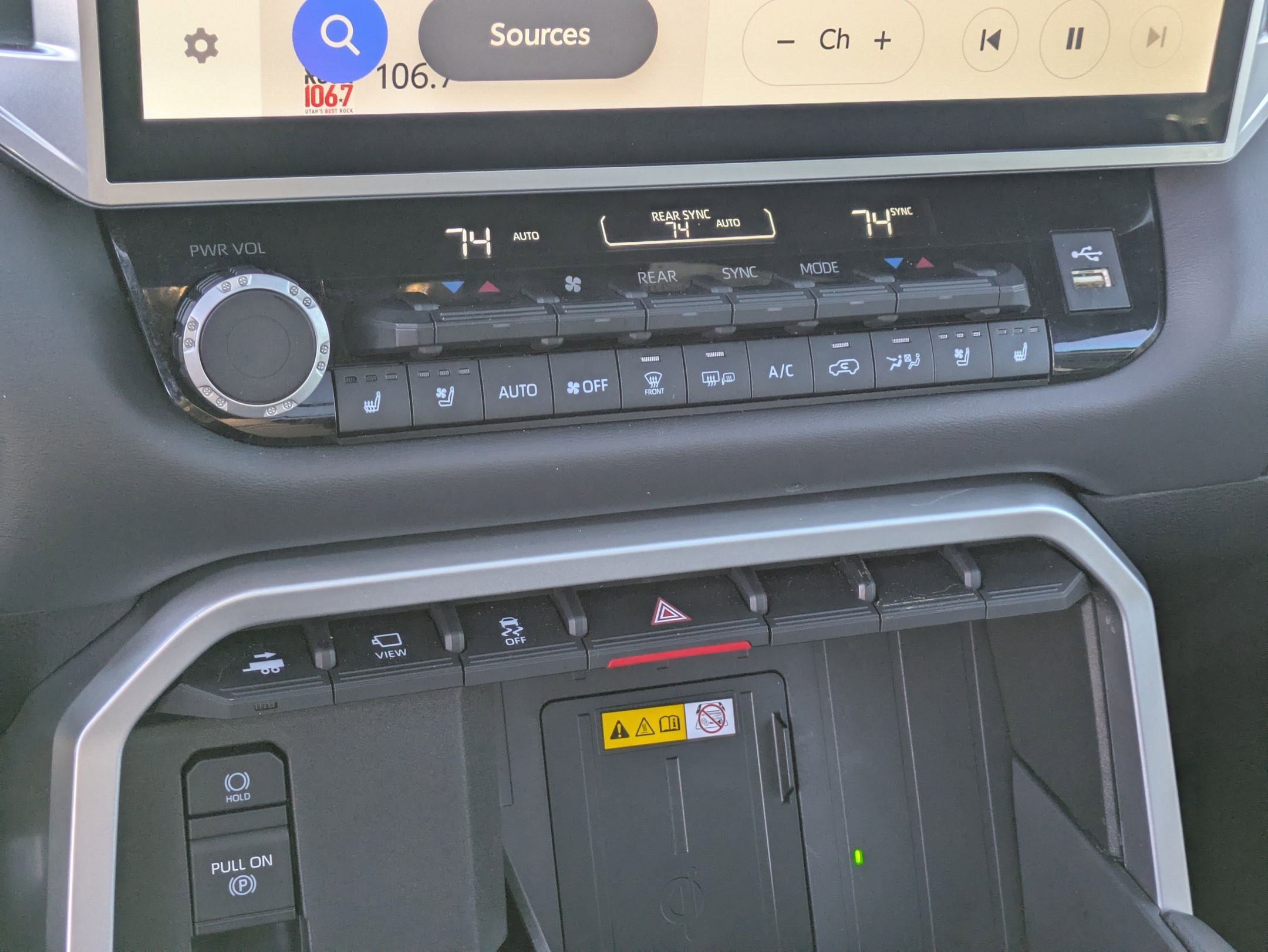 Used 2024 Toyota Sequoia Platinum image 25