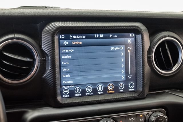 Used 2018 Jeep Wrangler Unlimited Sahara AWD/4WD image 21