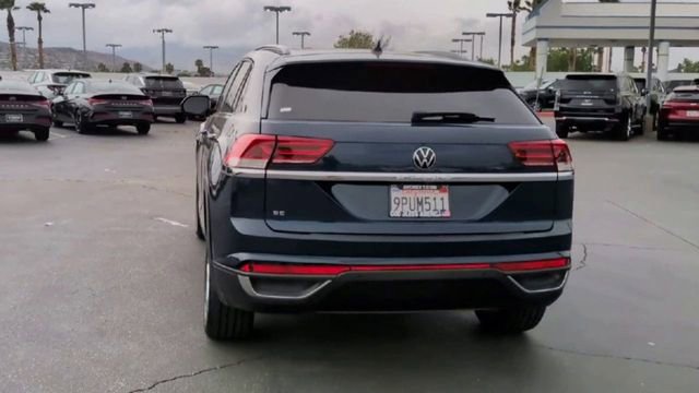Used 2021 Volkswagen Atlas Cross Sport SE w/ Panoramic Sunroof Package FWD image 7