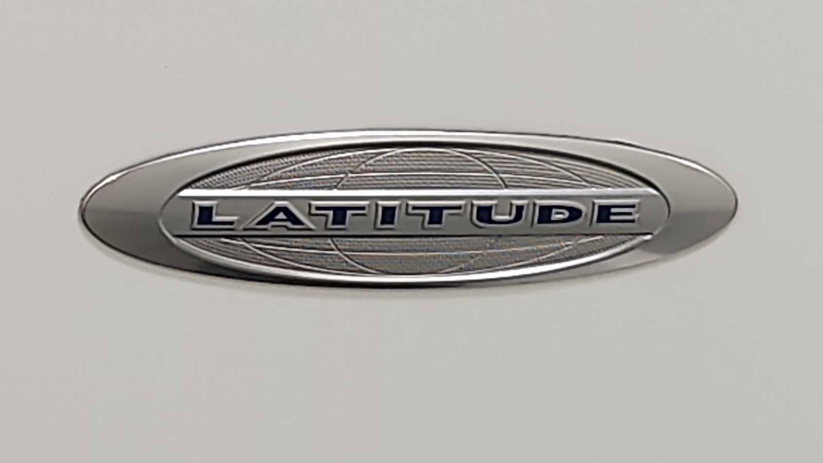 Used 2014 Jeep Patriot Latitude AWD/4WD image 26