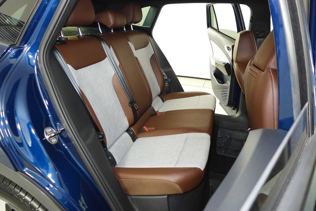 Certified 2023 Volkswagen ID.4 Pro RWD image 19