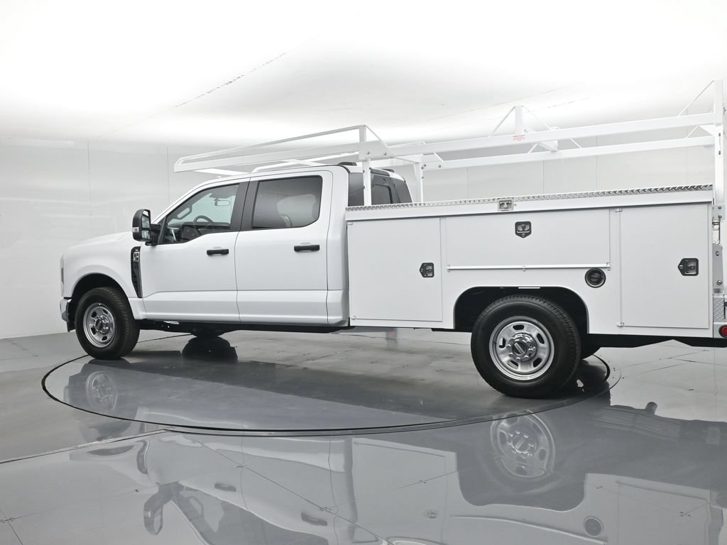 New 2026 Ford F350 XL w/ XL Chrome Package RWD image 5
