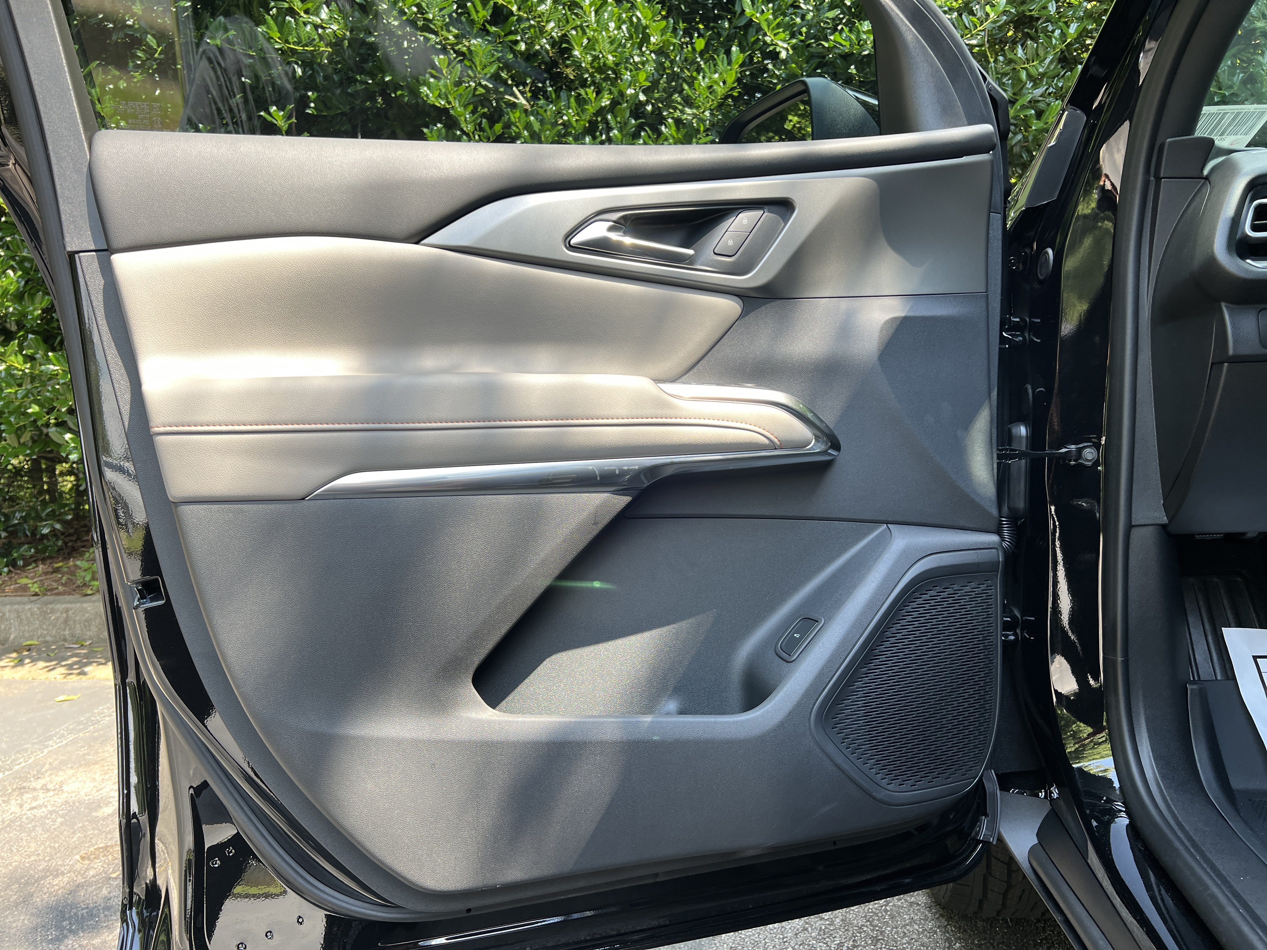 New 2026 Chevrolet Traverse LT FWD image 47