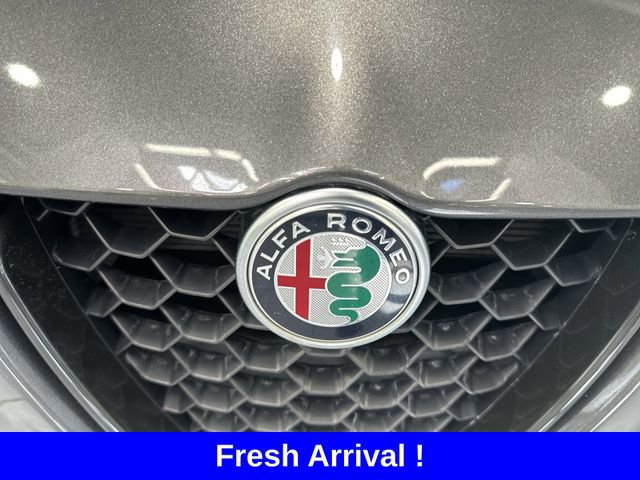 Used 2022 Alfa Romeo Giulia Veloce image 10