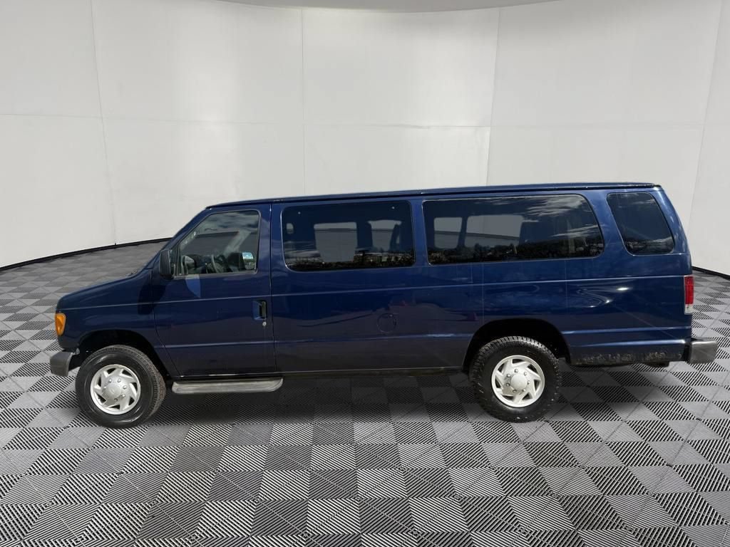 Used 2007 Ford E-350 and Econoline 350 XL RWD image 8