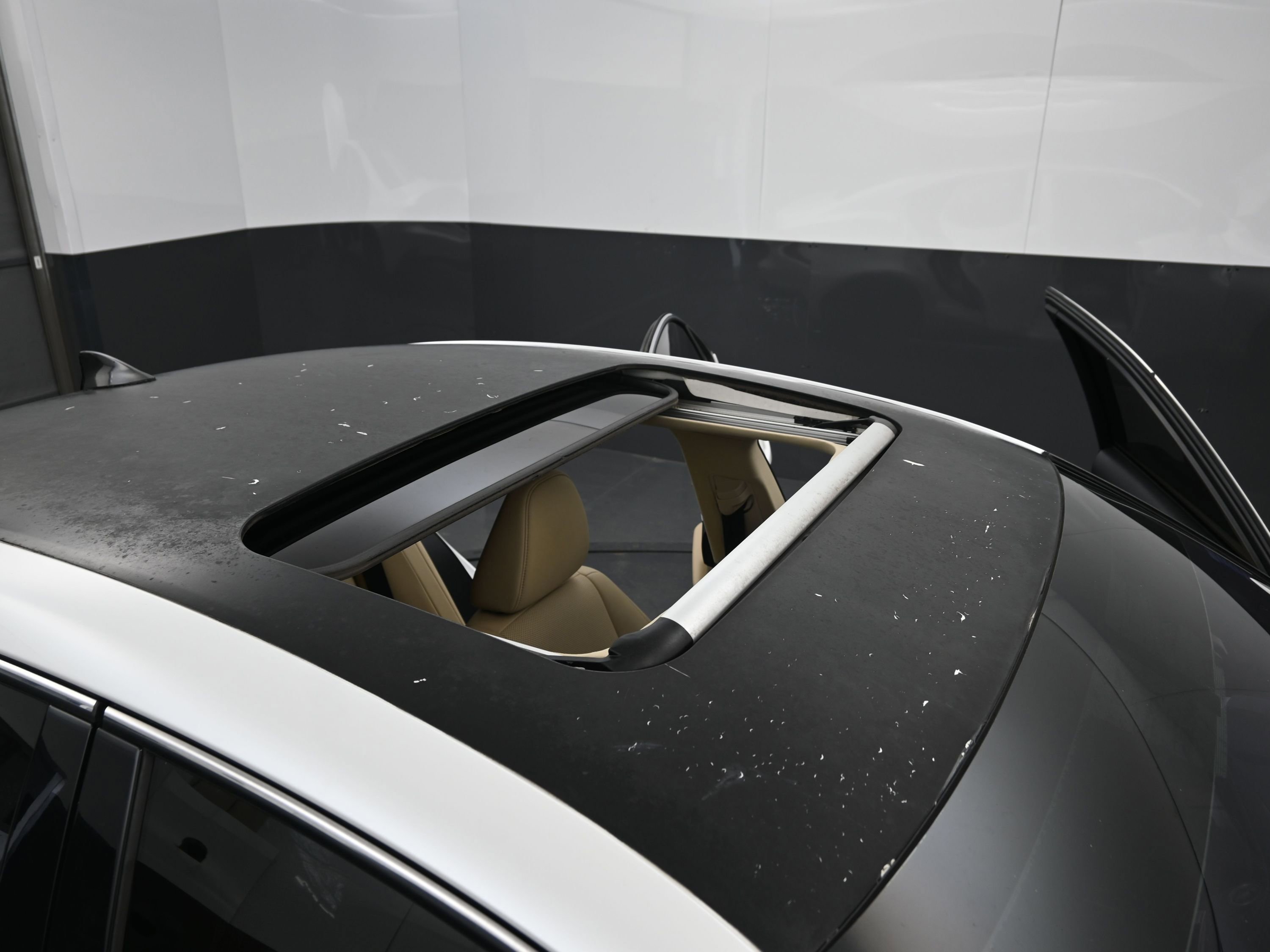 Used 2016 Lexus IS 200t image 21