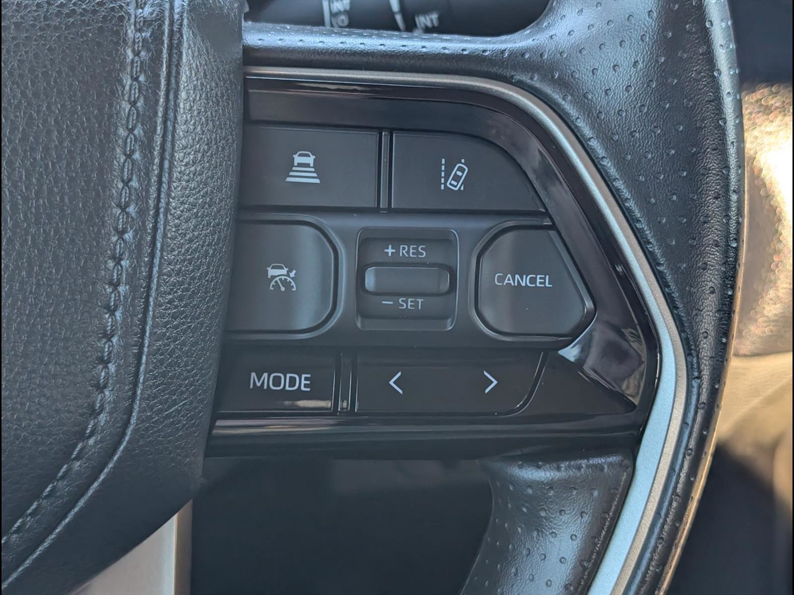 Used 2023 Toyota Tundra SR5 w/ SR5 Convenience Package image 15