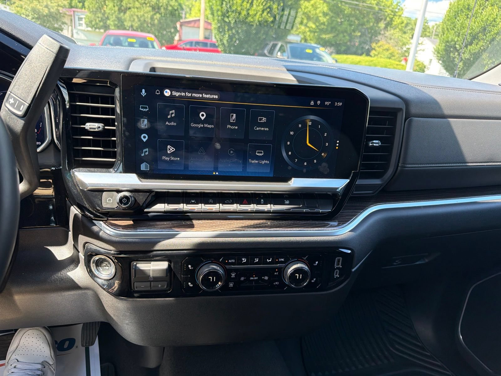 Certified 2026 Chevrolet Silverado 1500 RST AWD/4WD image 11