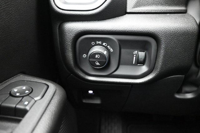 New 2027 RAM 1500 Express RWD image 12