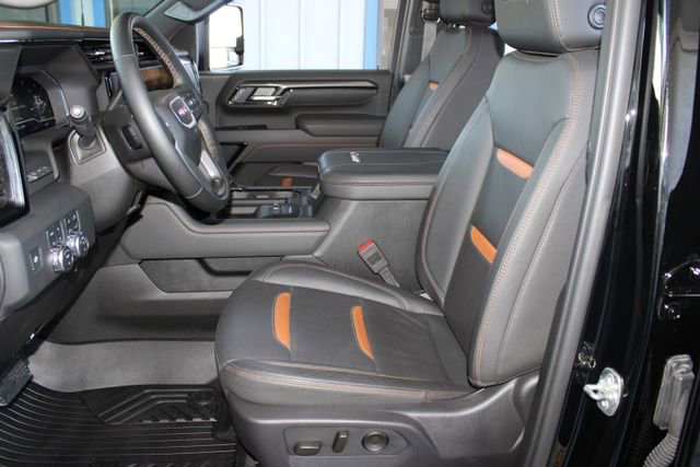 Used 2025 GMC Sierra 2500 AT4 w/ AT4 Premium Plus Package image 25