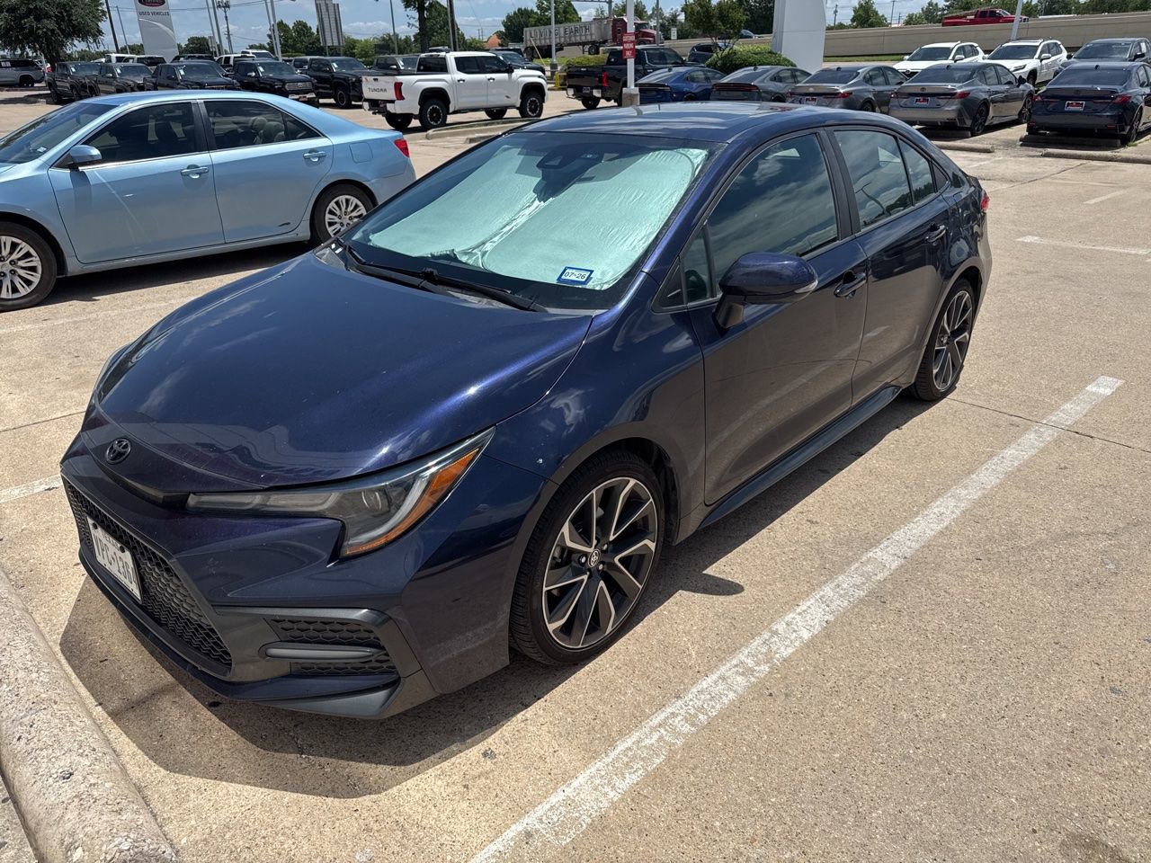 Used 2020 Toyota Corolla SE w/ SE Premium Package FWD video 1