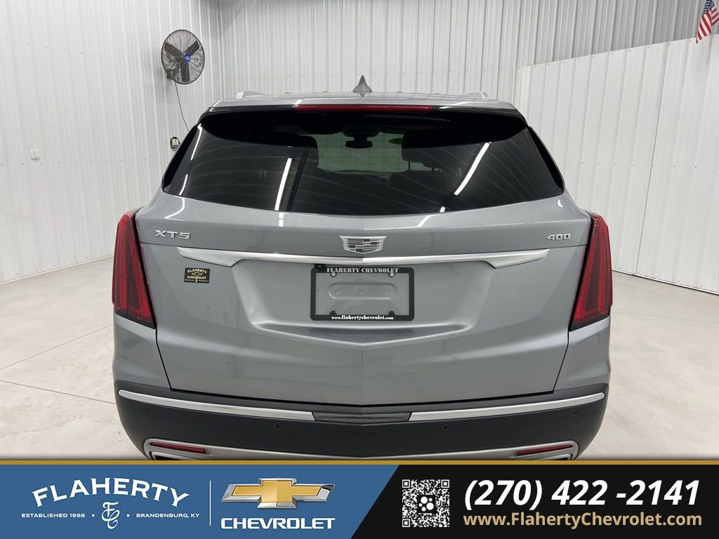 Used 2025 Cadillac XT5 Premium Luxury w/ LPO, Floor Liner Package FWD image 4