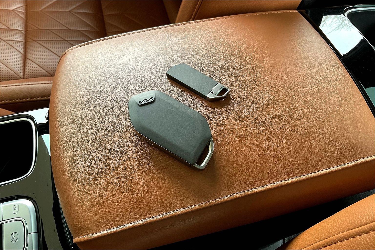 Used 2024 Kia Telluride SX X-Line image 35