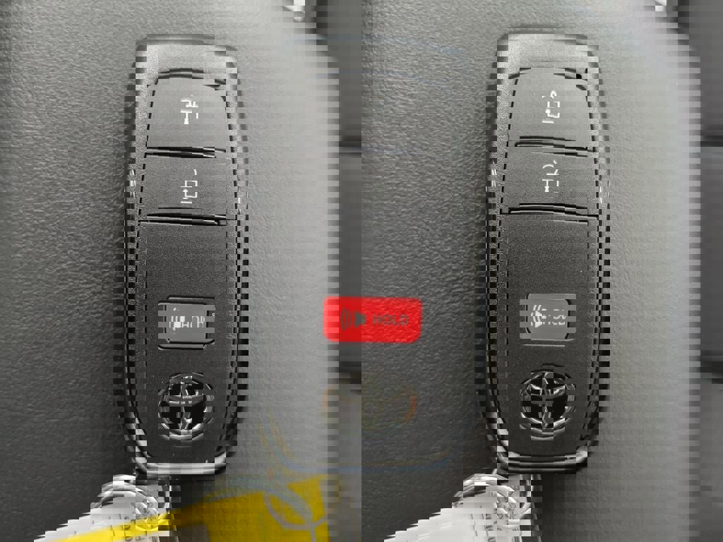 New 2026 Toyota Prius Plug-In Hybrid image 33